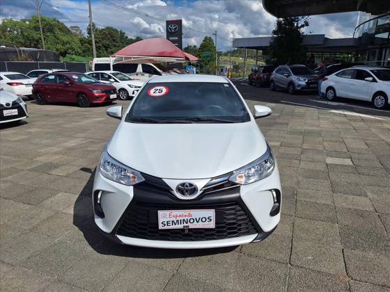TOYOTA YARIS 1.5 16V FLEX XL MULTIDRIVE TOYOTA YARIS 1.5 16V FLEX XL MULTIDRIVE
